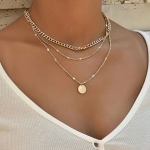 disc necklace